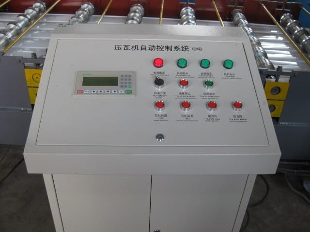 C型鋼成型機設備生產(chǎn)線(xiàn)