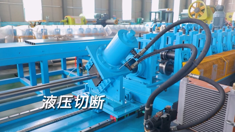 出口南非地區-小貨架橫梁成型機