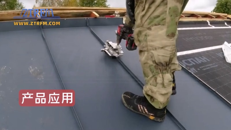 出口哥斯達黎加中拓KR18移動(dòng)式全液壓閉口式屋頂面板成型機