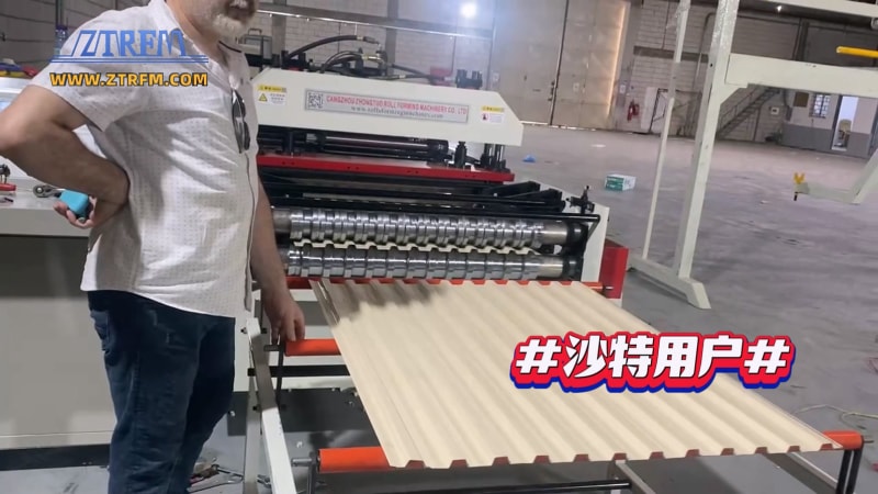 滄州中拓冷彎澳式卷簾門(mén)機：創(chuàng  )新技術(shù)指引未來(lái)
