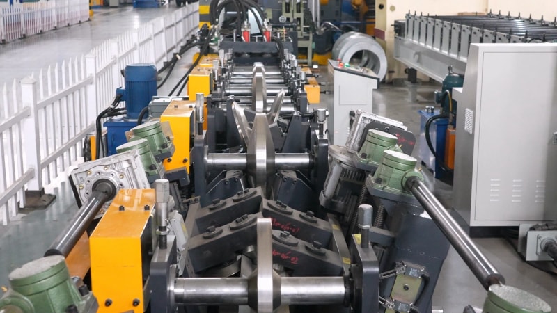 輕質(zhì)+智能操作:冷彎型鋼領(lǐng)域的革新之作,中拓冷彎印度帽子型型鋼機(jī),一站式生產(chǎn)解決方案:解析中拓冷彎印度帽子型型鋼機(jī)的核心優(yōu)勢(shì) 輕質(zhì)+智能操作:冷彎型鋼領(lǐng)域的革新之作,中拓冷彎印度帽子型型鋼機(jī),一站式生產(chǎn)解決方案:解析中拓冷彎印度帽子型型鋼機(jī)的核心優(yōu)勢(shì)