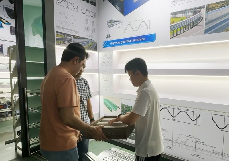 青春賦能中巴合作!中拓 00 后外貿員憑專業破局 解鎖冷彎成型設備海外合作新場景 青春賦能中巴合作!中拓 00 后外貿員憑專業破局 解鎖冷彎成型設備海外合作新場景